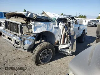 2001 Ford F-350 XL z VIN 3FTSW31F31MA61482, wystawiony jako Copart lot #56907235 z przebiegiem Nie podano mil oraz Szkoda całkowita • Salvage title. Historia ofert i sprzedaży dostępna na DreamBid. Obrazek 1.