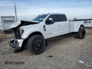 2019 Ford Super Duty F-450 DRW XL with VIN 1FT8W4DT5KEF40186, listed as a Copart auction lot 42623225 with 46,282 mi miles and Salvage Title. Bid and sale history available at carsss.com. Image 1.