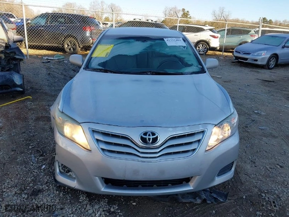 2011 Toyota Camry LE with VIN 4T1BF3EKXBU641988, listed as a IAAI auction lot 41332404 with 179,139 mi miles. Bid and sale history available at carsss.com. Image 12.