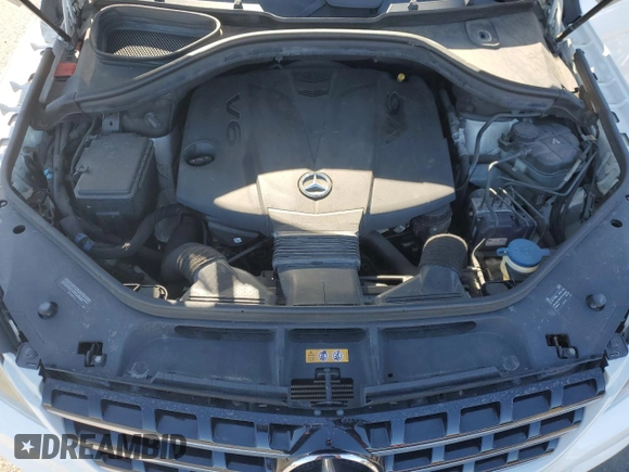 2014 Mercedes-Benz M 350 with VIN 4JGDA2EB1EA323572, listed as a Copart auction lot 45164015 with 141,111 mi miles and Salvage Title. Bid and sale history available at DreamBid. Image 12.