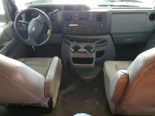 2013 Ford Econoline Passenger XL with VIN 1FBSS3BL2DDA83459, listed as a Copart auction lot 71998904 with 70,163 mi miles and Salvage Title. Bid and sale history available at carsss.com. Image 8.
