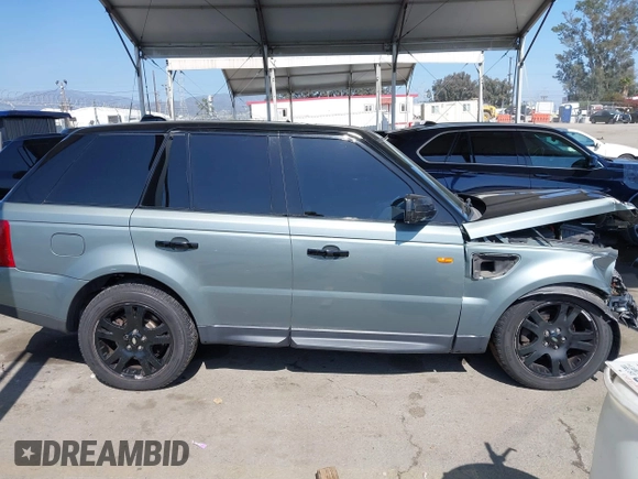 2006 Land Rover Range Rover Sport HSE with VIN SALSF25466A929765, listed as a IAAI auction lot 42204273 with 149,753 mi miles and . Bid and sale history available at DreamBid. Image 14.