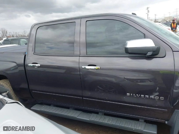 2015 Chevrolet Silverado 1500 LT with VIN 3GCUKREC5FG115913, listed as a IAAI auction lot 41727068 with NaN miles. Bid and sale history available at carsss.com. Image 13.