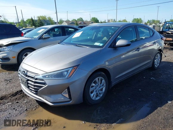 2020 Hyundai Elantra SE z VIN KMHD74LF3LU901845, wystawiony jako IAAI lot #42289742 z przebiegiem 45 673 mil mil oraz . Historia ofert i sprzedaży dostępna na DreamBid. Obrazek 2.