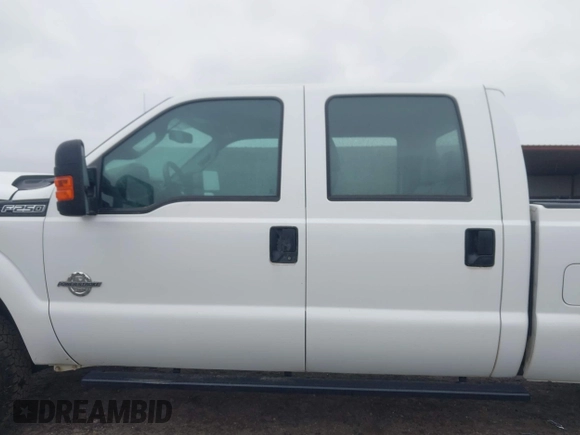 2015 Ford F-250 Lariat z VIN 1FT7W2BT8FEA55629, wystawiony jako IAAI lot #42285837 z przebiegiem 105 684 mil mil oraz . Historia ofert i sprzedaży dostępna na DreamBid. Obrazek 14.