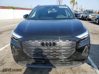 2024 Audi Q4 e-tron Premium Plus with VIN WA1LUBFZ3RP043586, listed as a Copart auction lot 70180184 with 681 mi miles and Salvage Title. Bid and sale history available at carsss.com. Image 5.