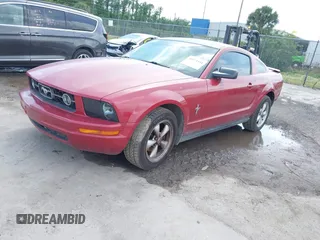 2007 Ford Mustang Deluxe with VIN 1ZVFT80N375240875, listed as a IAAI auction lot 41924554 with 161,726 mi miles. Bid and sale history available at carsss.com. Image 2.