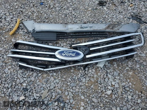 2021 Ford Expedition XLT with VIN 1FMJU1HT0MEA03496, listed as a Copart auction lot 57911685 with 96,462 mi miles and Salvage title. Bid and sale history available at DreamBid. Image 13.