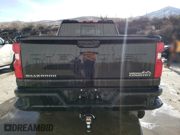 2022 Chevrolet Silverado 3500HD High Country with VIN 2GC4YVEY5N1226357, listed as a Copart auction lot 41872035 with 10,950 mi miles and Clean Title. Bid and sale history available at carsss.com. Image 6.