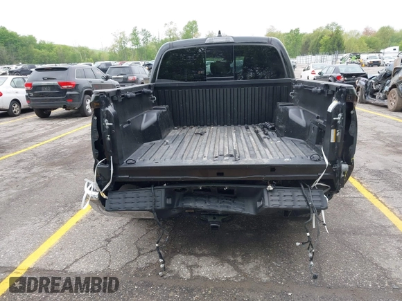 2021 Toyota Tacoma SR with VIN 3TMCZ5AN0MM417261, listed as a IAAI auction lot 42240693 with 38,625 mi miles and . Bid and sale history available at DreamBid. Image 20.