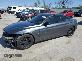 2015 BMW 4 Series 428i z VIN WBA3N3C55FK233471, wystawiony jako Copart lot #51996865 z przebiegiem 129 520 mil mil oraz Szkoda całkowita • Salvage title. Historia ofert i sprzedaży dostępna na DreamBid. Obrazek 1.