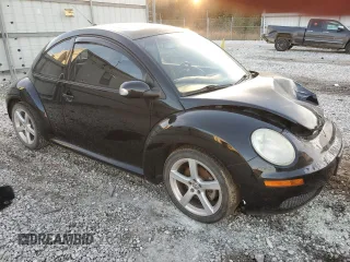 2009 Volkswagen New Beetle Coupe S with VIN 3VWRW31C39M512939, listed as a Copart auction lot 80437564 with 0 mi miles and Clean Title. Bid and sale history available at carsss.com. Image 4.