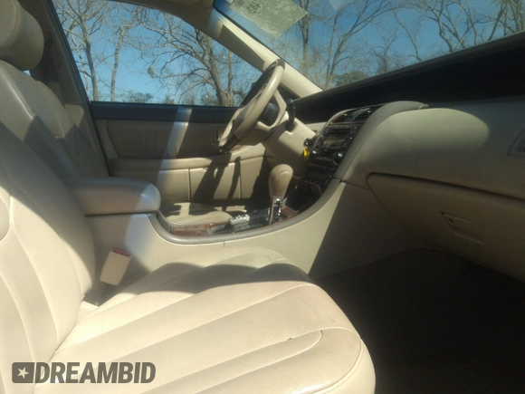 2003 Toyota Avalon XL with VIN 4T1BF28B33U276948, listed as a IAAI auction lot 41774026 with 141,564 mi miles and . Bid and sale history available at carsss.com. Image 5.