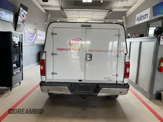 2019 Ford F-150 z VIN 1FTFX1C4XKKE10533, wystawiony jako IAAI lot #42843481 z przebiegiem 52 694 mil mil oraz . Historia ofert i sprzedaży dostępna na DreamBid. Obrazek 17.