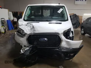 2023 Ford Transit Cargo with VIN 1FTBR1Y87PKA51654, listed as a Copart auction lot 82376064 with 18,442 mi miles and Clean Title. Bid and sale history available at DreamBid. Image 5.