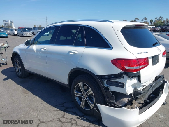 2019 Mercedes-Benz GLC with VIN WDC0G4JB0KV172130, listed as a IAAI auction lot 42094565 with 40,013 mi miles. Bid and sale history available at carsss.com. Image 14.