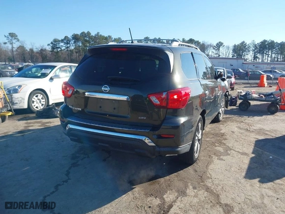 2017 Nissan Pathfinder S with VIN 5N1DR2MM8HC635747, listed as a IAAI auction lot 41573711 with 162157 miles. Bid and sale history available at carsss.com. Image 4.