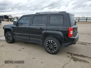 2014 Jeep Patriot Latitude with VIN 1C4NJRFB4ED689363, listed as a Copart auction lot 51185125 with 132,340 mi miles and Salvage Title. Bid and sale history available at carsss.com. Image 2.