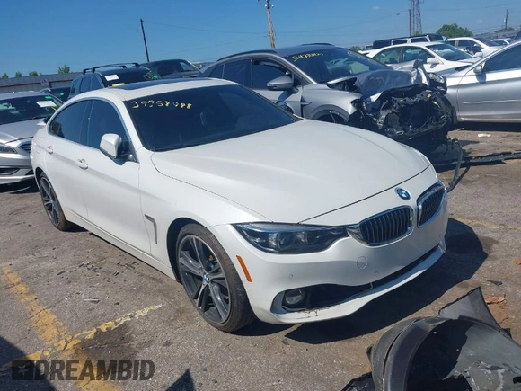 2019 BMW 4 Series 430i z VIN WBA4J1C5XKBM17853, wystawiony jako IAAI lot #39758988 z przebiegiem 38 520 mil mil oraz . Historia ofert i sprzedaży dostępna na DreamBid. Obrazek 1.