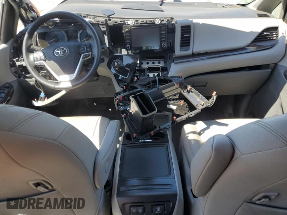 2018 Toyota Sienna XLE Auto Access Seat с VIN 5TDYZ3DC7JS915179, выставлен на аукционе Copart как лот 58565195 с пробегом Не указан миль и Списание • Salvage title. История ставок и продаж доступна на DreamBid. Изображение 8.
