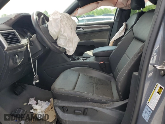 2021 Volkswagen Atlas SE with VIN 1V2KC2CA1MC239818, listed as a Copart auction lot 77467714 with Not provided miles and Salvage title. Bid and sale history available at DreamBid. Image 7.