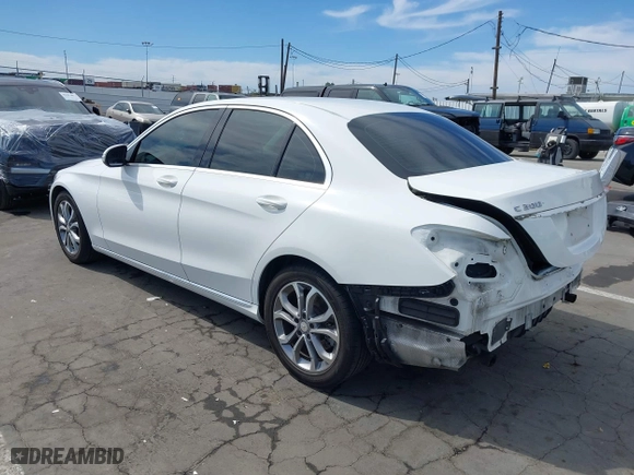 2015 Mercedes-Benz C-Class C 300 with VIN 55SWF4JB3FU091838, listed as a IAAI auction lot 42018413 with 98,338 mi miles. Bid and sale history available at carsss.com. Image 3.