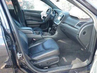 2011 Chrysler 300 Limited z VIN 2C3CA5CG3BH573543, wystawiony jako IAAI lot #41862364 z przebiegiem 165 573 mil mil oraz . Historia ofert i sprzedaży dostępna na DreamBid. Obrazek 5.