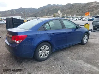 2013 Chevrolet Cruze LS with VIN 1G1PA5SG1D7238724, listed as a IAAI auction lot 41814212 with 133,243 mi miles. Bid and sale history available at carsss.com. Image 4.