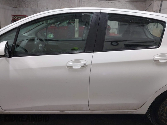 2015 Toyota Yaris L with VIN VNKKTUD3XFA041953, listed as a IAAI auction lot 41468626 with 165,178 mi miles and . Bid and sale history available at carsss.com. Image 14.