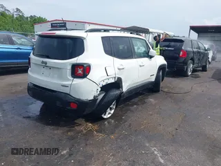 2016 Jeep Renegade Latitude z VIN ZACCJABT5GPE09252, wystawiony jako IAAI lot #42088487 z przebiegiem 45 161 mil mil oraz . Historia ofert i sprzedaży dostępna na DreamBid. Obrazek 4.