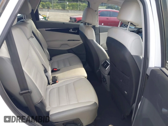 2017 Kia Sorento SX with VIN 5XYPK4A50HG308771, listed as a IAAI auction lot 42553918 with 162,951 mi miles and . Bid and sale history available at DreamBid. Image 8.