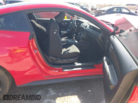 2017 Ford Mustang EcoBoost с VIN 1FA6P8TH2H5250253, выставлен на аукционе IAAI как лот 41990586 с пробегом 92 154 миль миль и . История ставок и продаж доступна на DreamBid. Изображение 5.