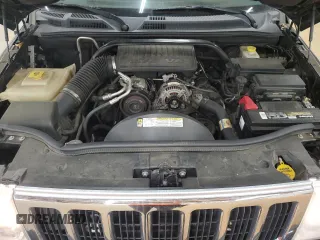 2008 Jeep Commander Sport z VIN 1J8HG48K08C135414, wystawiony jako Copart lot #52410675 z przebiegiem 200 480 mil mil oraz Szkoda całkowita • Salvage title. Historia ofert i sprzedaży dostępna na DreamBid. Obrazek 14.
