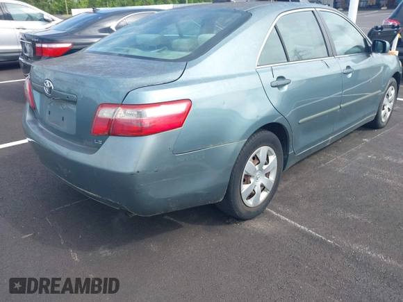 2008 Toyota Camry LE with VIN 4T1BE46K48U769370, listed as a IAAI auction lot 42088872 with 180,289 mi miles. Bid and sale history available at carsss.com. Image 6.