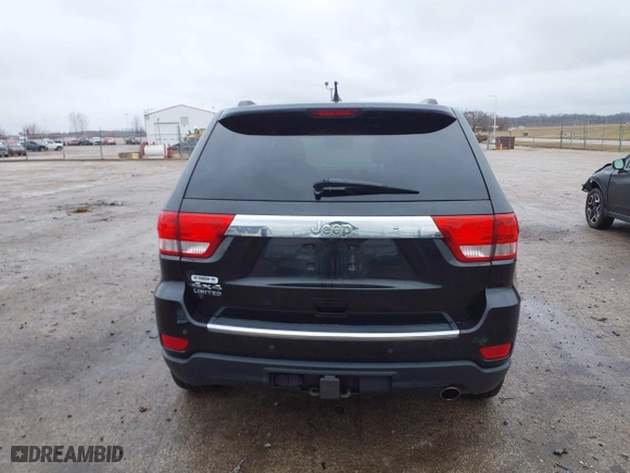 2013 Jeep Grand Cherokee Limited with VIN 1C4RJFBG4DC633137, listed as a IAAI auction lot 41235064 with 163,820 mi miles. Bid and sale history available at carsss.com. Image 17.