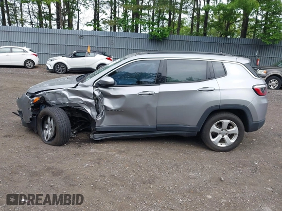 2021 Jeep Compass Latitude with VIN 3C4NJDBBXMT569861, listed as a IAAI auction lot 42325006 with 83,153 mi miles and . Bid and sale history available at DreamBid. Image 14.