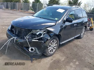 2016 Nissan Pathfinder SV with VIN 5N1AR2MNXGC637364, listed as a IAAI auction lot 41985766 with 149,501 mi miles. Bid and sale history available at carsss.com. Image 2.