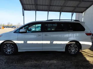 2018 Toyota Sienna XLE Auto Access Seat с VIN 5TDYZ3DC6JS905338, выставлен на аукционе IAAI как лот 42071334 с пробегом 51 604 миль миль и . История ставок и продаж доступна на DreamBid. Изображение 14.