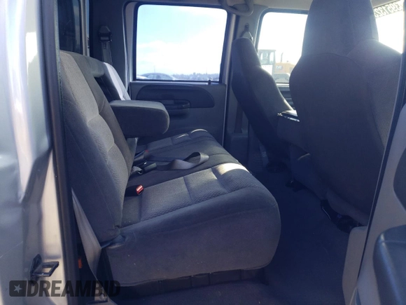 2002 Ford Super Duty F-250 XL with VIN 1FTNW21L52EA58748, listed as a Copart auction lot 39513234 with 142,808 mi miles and Clean Title. Bid and sale history available at carsss.com. Image 10.