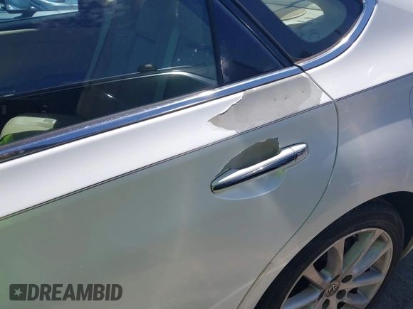 2014 Toyota Avalon Limited with VIN 4T1BK1EB0EU122498, listed as a IAAI auction lot 40248080 with 126,818 mi miles and . Bid and sale history available at DreamBid. Image 6.