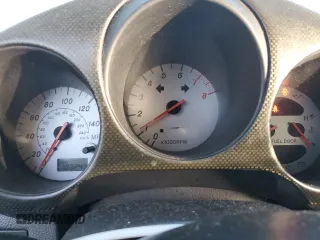 2002 Toyota MR2 z VIN JTDFR320X20050275, wystawiony jako Copart lot #78687794 z przebiegiem 183 243 mil mil oraz Szkoda całkowita • Salvage title. Historia ofert i sprzedaży dostępna na DreamBid. Obrazek 9.