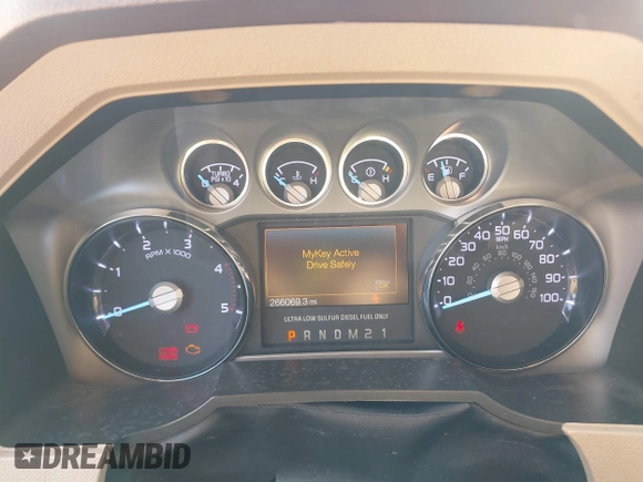 2012 Ford F-250 XL z VIN 1FT7W2BT4CEC74924, wystawiony jako IAAI lot #41634343 z przebiegiem 266 069 mil mil oraz . Historia ofert i sprzedaży dostępna na DreamBid. Obrazek 7.