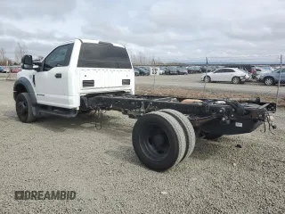 2017 Ford F-550 XL with VIN 1FDUF5GT0HEB62296, listed as a Copart auction lot 48300215 with 138,236 mi miles and Clean Title. Bid and sale history available at carsss.com. Image 2.