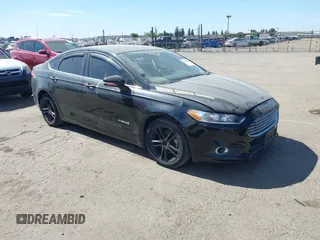 2016 Ford Fusion SE Hybrid z VIN 3FA6P0LU4GR260180, wystawiony jako IAAI lot #42508932 z przebiegiem 97 475 mil mil oraz . Historia ofert i sprzedaży dostępna na DreamBid. Obrazek 1.