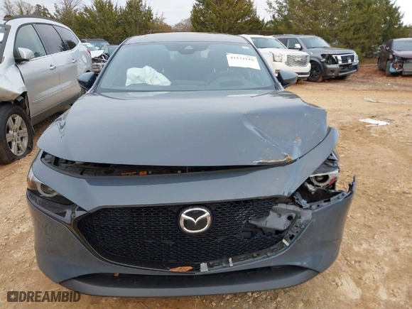 2020 Mazda Mazda3 Hatchback Premium Package with VIN JM1BPANMXL1159886, listed as a IAAI auction lot 41121110 with 99,252 mi miles. Bid and sale history available at carsss.com. Image 12.
