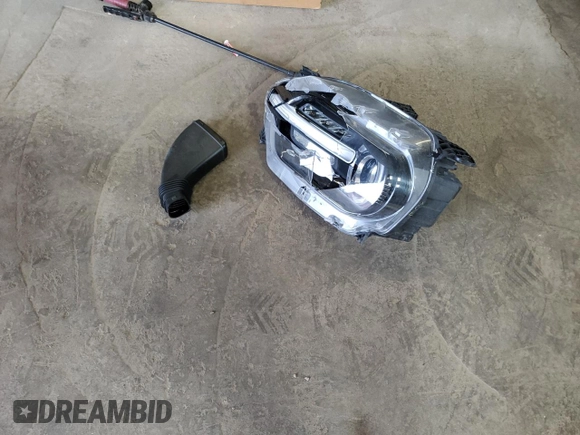 2022 Ford Bronco Sport Badlands z VIN 3FMCR9D92NRE21849, wystawiony jako Copart lot #56589985 z przebiegiem Nie podano mil oraz Szkoda całkowita • Salvage title. Historia ofert i sprzedaży dostępna na DreamBid. Obrazek 13.