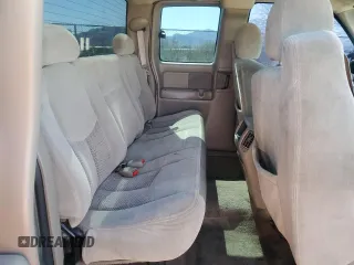2003 Chevrolet Silverado 1500 with VIN 2GCEK19T531210475, listed as a Copart auction lot 47099315 with 211,504 mi miles and Salvage Title. Bid and sale history available at carsss.com. Image 11.