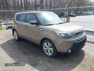 2015 Kia Soul + with VIN KNDJP3A52F7199953, listed as a IAAI auction lot 41797635 with 139,634 mi miles. Bid and sale history available at carsss.com. Image 1.