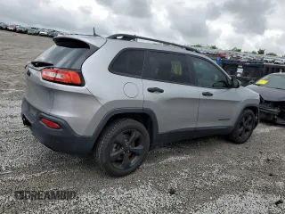 2017 Jeep Cherokee Altitude z VIN 1C4PJLAS9HW603566, wystawiony jako Copart lot #55071535 z przebiegiem 139 822 mil mil oraz Szkoda całkowita • Salvage title. Historia ofert i sprzedaży dostępna na DreamBid. Obrazek 3.