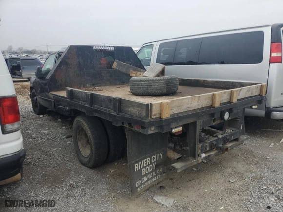 1998 GMC Sierra 3500 with VIN 1GTHC39J6WF024056, listed as a Copart auction lot 43714765 with NaN miles and Clean Title. Bid and sale history available at carsss.com. Image 2.